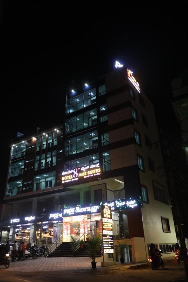 Hotel 8Th Mile Suites บังกาลอร์ ภายนอก รูปภาพ